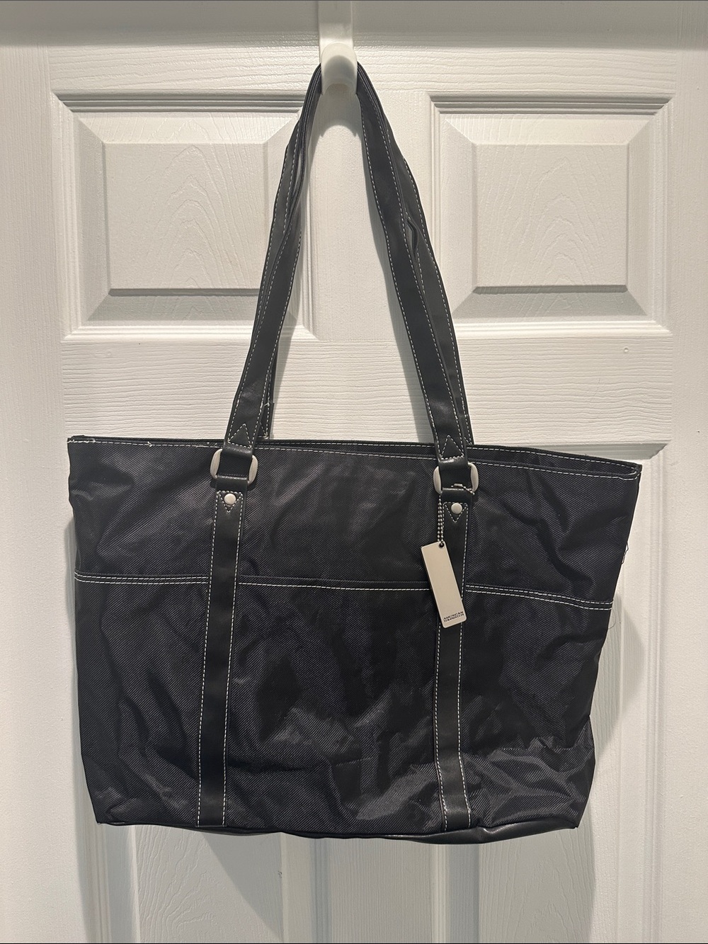 Classic Black Women's Tote Bag - American Tourister